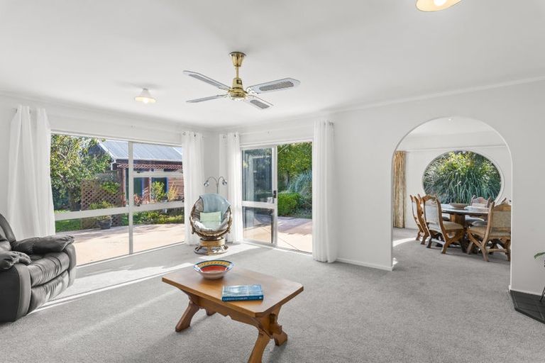 Photo of property in 10 Cedar Drive, Paraparaumu Beach, Paraparaumu, 5032