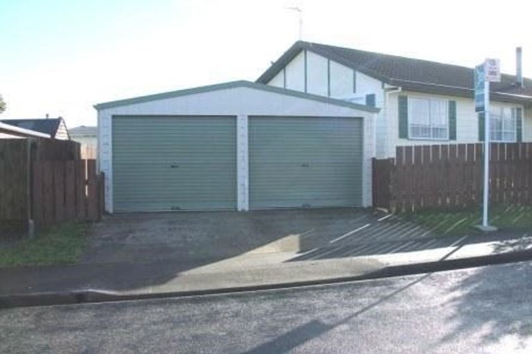 Photo of property in 1 Mayaro Crescent, Grenada Village, Wellington, 6037