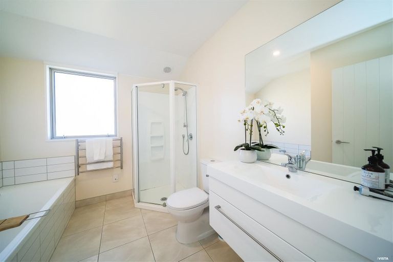 Photo of property in 112 Risinghurst Terrace, Lower Shotover, Queenstown, 9304