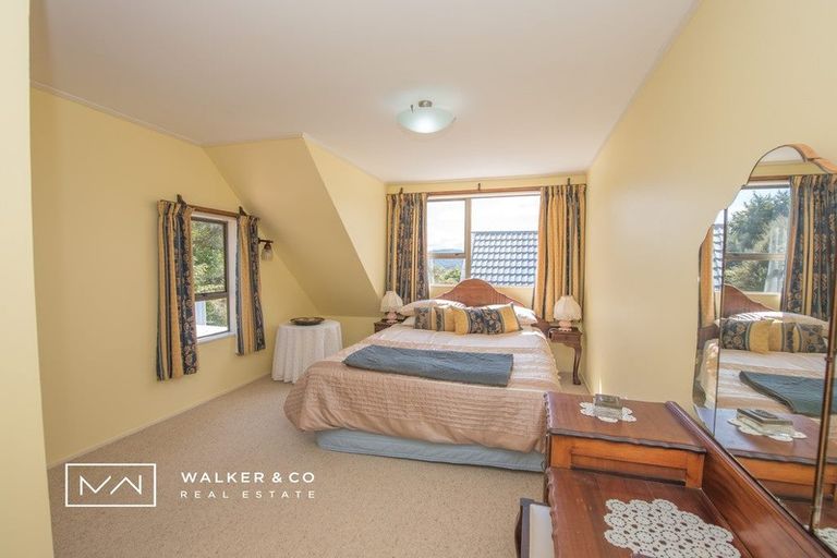 Photo of property in 10 Pioneer Grove, Silverstream, Upper Hutt, 5019