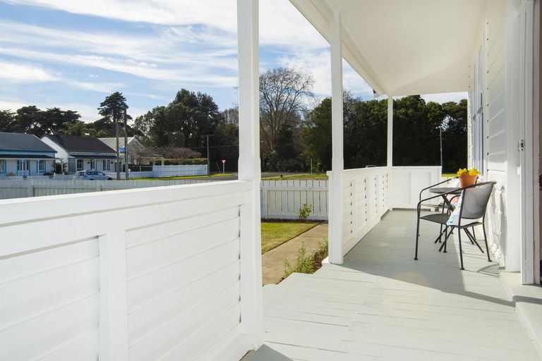 Photo of property in 26 Disraeli Street, Gisborne, 4010