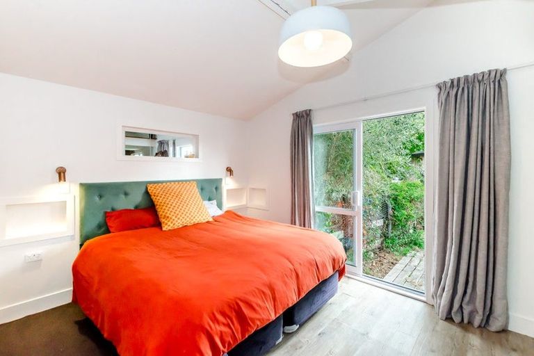 Photo of property in 577 Waikawa Beach Road, Waikawa Beach, Levin, 5573