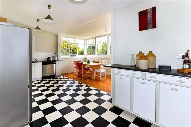 Photo of property in 25 Mackenzie Avenue, Woolston, Christchurch, 8023