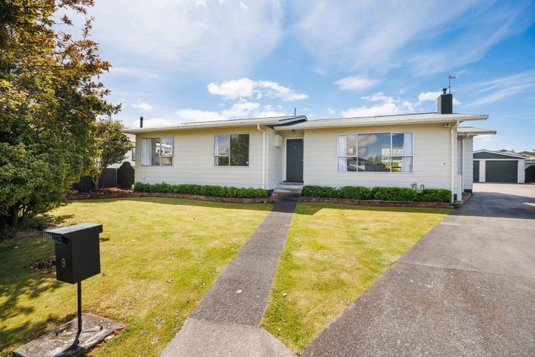 Photo of property in 8 Ashdown Crescent, Feilding, 4702