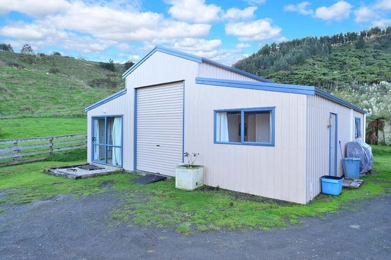 Photo of property in 44 Mick Dillon Road, Tahekeroa, Kaukapakapa, 0873