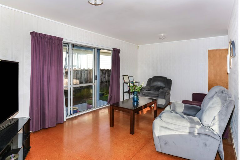 Photo of property in 38a Heathdale Crescent, Papakura, 2110