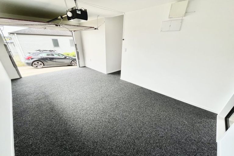 Photo of property in 1/85 Verran Road, Birkenhead, Auckland, 0626