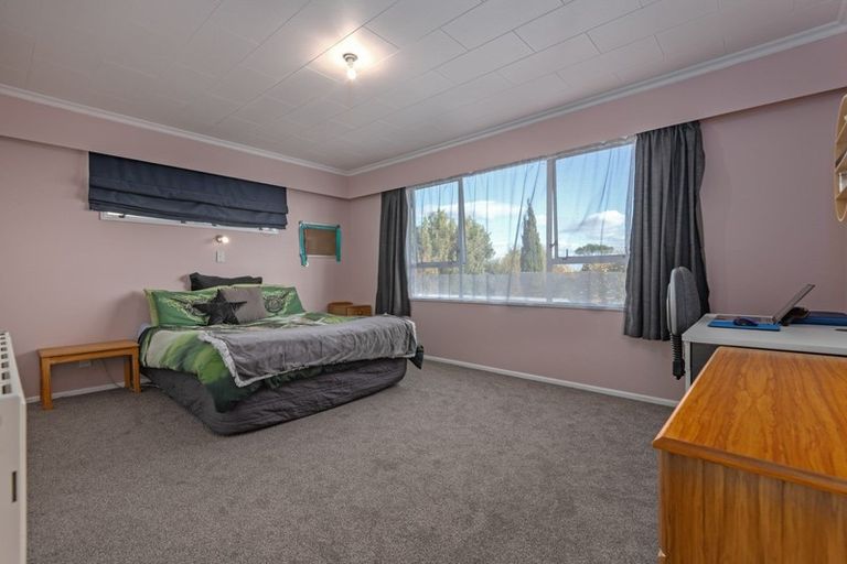 Photo of property in 50 Holdsworth Avenue, Milson, Palmerston North, 4414