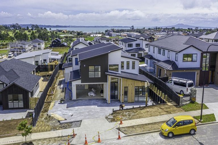 Photo of property in 9 Hapukupuku Avenue, Beachlands, Auckland, 2018