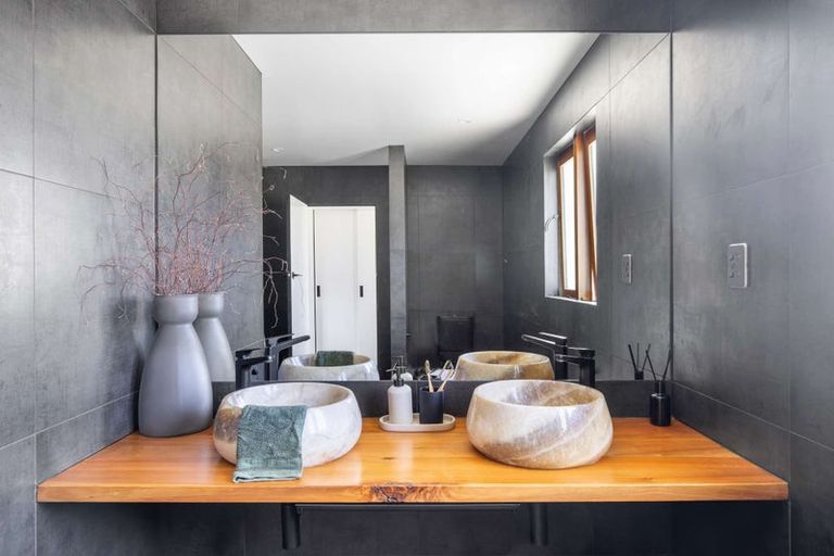 Photo of property in 7 Simpson Street, Motueka, 7120