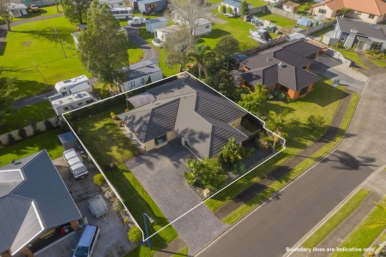 Photo of property in 11 Cobham Lane, Whitianga, 3510