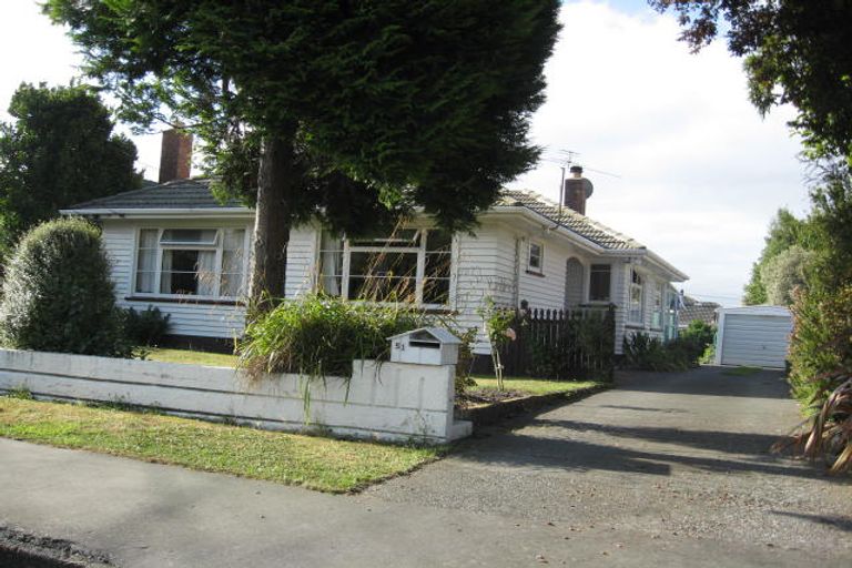 Photo of property in 51 Acacia Avenue, Upper Riccarton, Christchurch, 8041