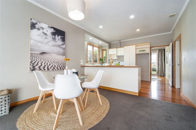 Photo of property in 22a Lansdowne Crescent, Lansdowne, Masterton, 5810