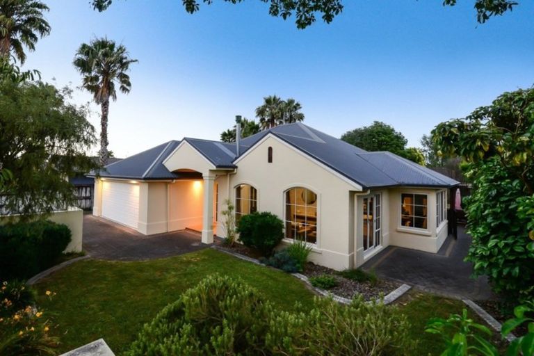 Photo of property in 5 Drumfearn Place, Rototuna, Hamilton, 3210