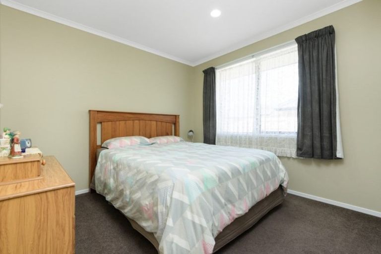 Photo of property in 45 Village Park Drive, Welcome Bay, Tauranga, 3112
