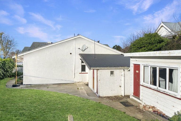 Photo of property in 16 Greta Street, South Hill, Oamaru, 9400