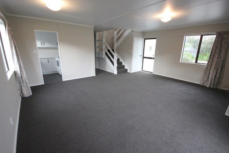 Photo of property in 16 Keeling Street, West End, Palmerston North, 4412