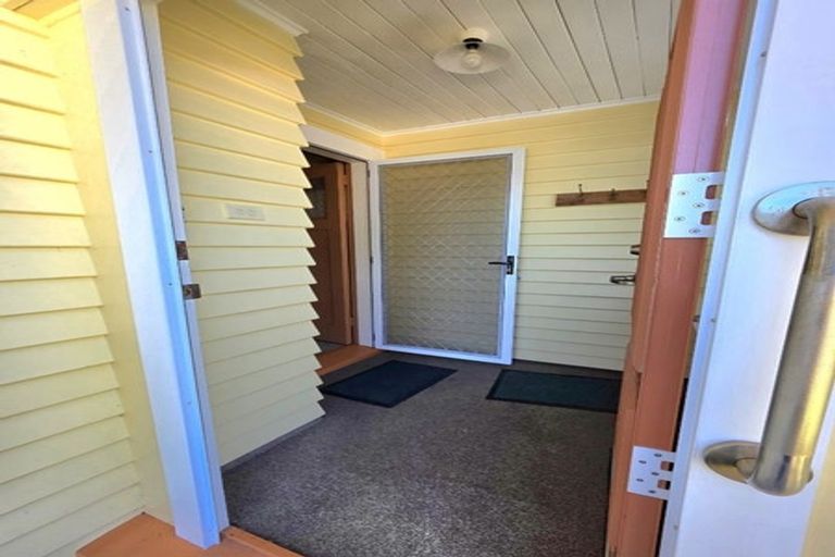 Photo of property in 13 Ngaio Street, Strandon, New Plymouth, 4312