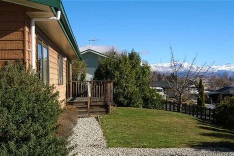 Photo of property in 13 Scaife Place, Wanaka, 9305
