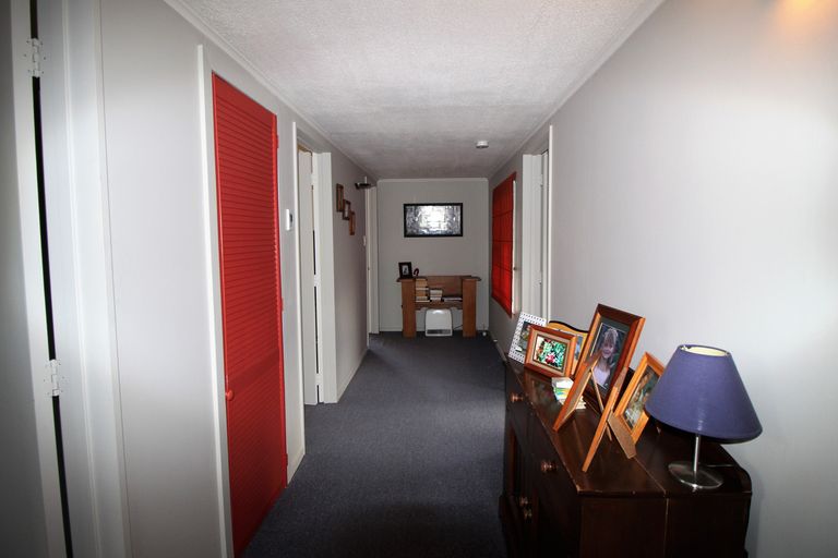 Photo of property in 8 Winston Place, Alexandra, 9320