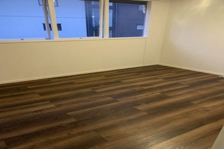 Photo of property in 1/8a Gray Avenue, Mangere East, Auckland, 2024