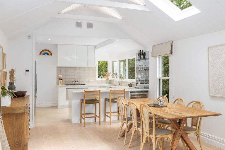 Photo of property in 34 Glandovey Road, Fendalton, Christchurch, 8052