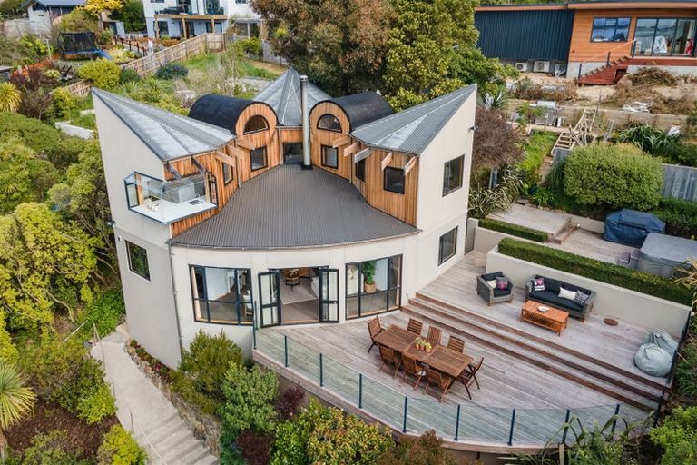 Photo of property in 64 Mount Pleasant Road, Mount Pleasant, Christchurch, 8081