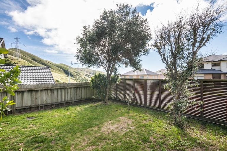 Photo of property in 68 Erlestoke Crescent, Churton Park, Wellington, 6037