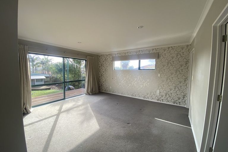 Photo of property in 30 Bushlands Park Drive, Albany, Auckland, 0632