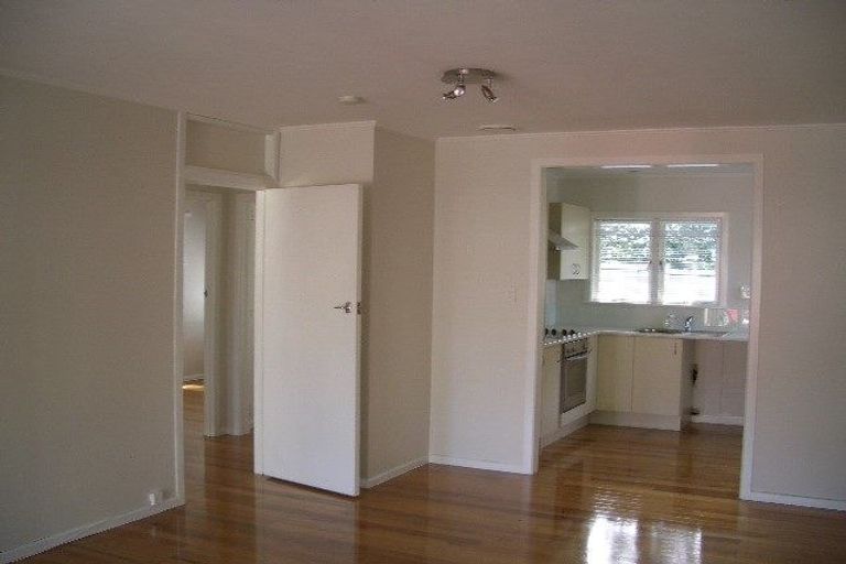Photo of property in 1/12a Sanders Avenue, Takapuna, Auckland, 0622