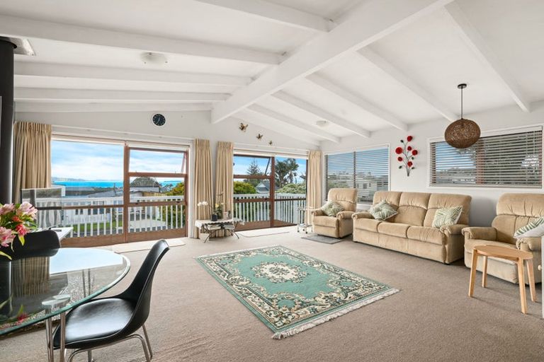 Photo of property in 3 Kauri Crescent, Snells Beach, 0920