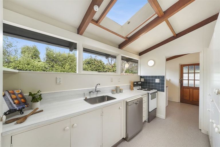 Photo of property in 65 Westburn Terrace, Burnside, Christchurch, 8041