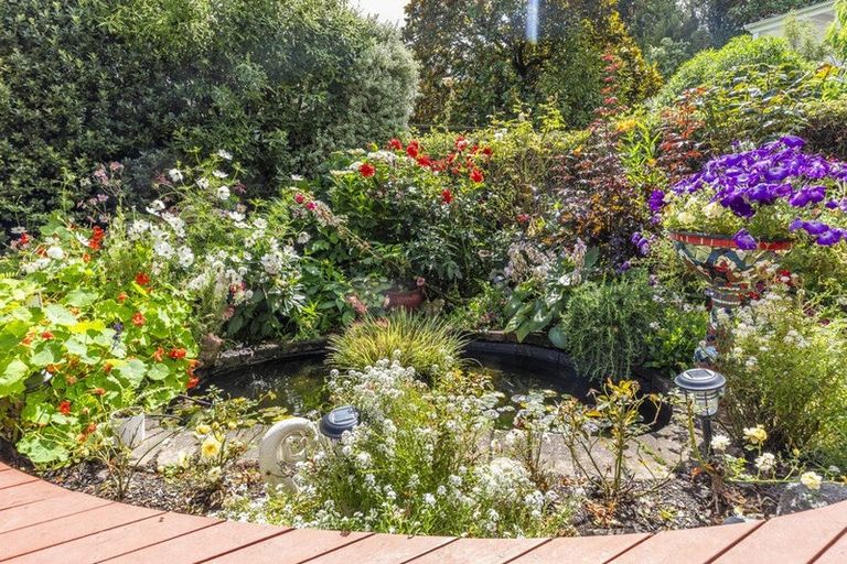 Photo of property in 19 Bowenvale Avenue, Cashmere, Christchurch, 8022