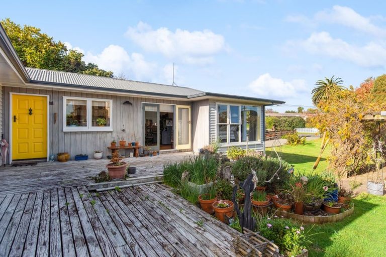 Photo of property in 39 Eatwell Avenue, Paraparaumu Beach, Paraparaumu, 5032