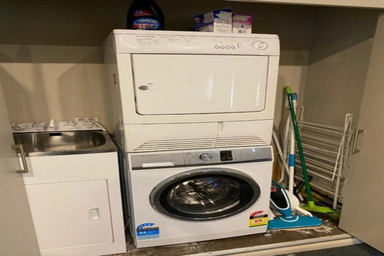 Photo of property in 78 Manor Place, Dunedin Central, Dunedin, 9016