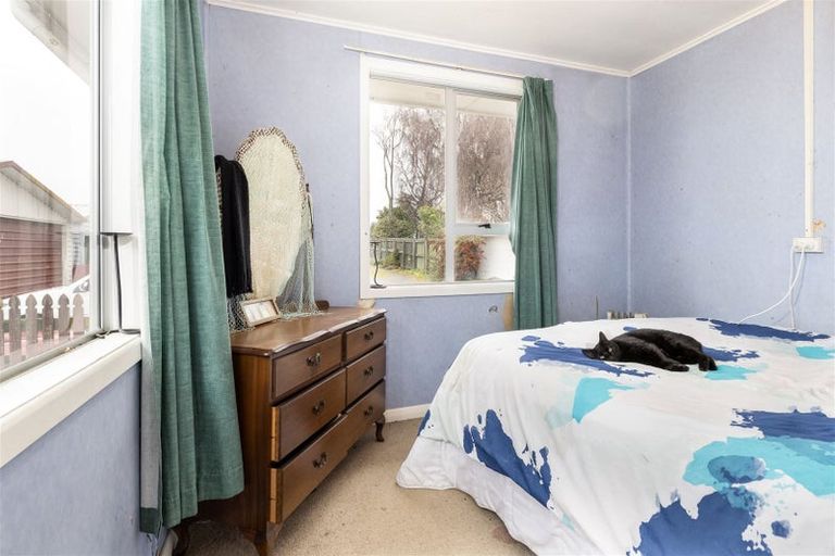 Photo of property in 37 Holdaway Street, Riversdale, Blenheim, 7201