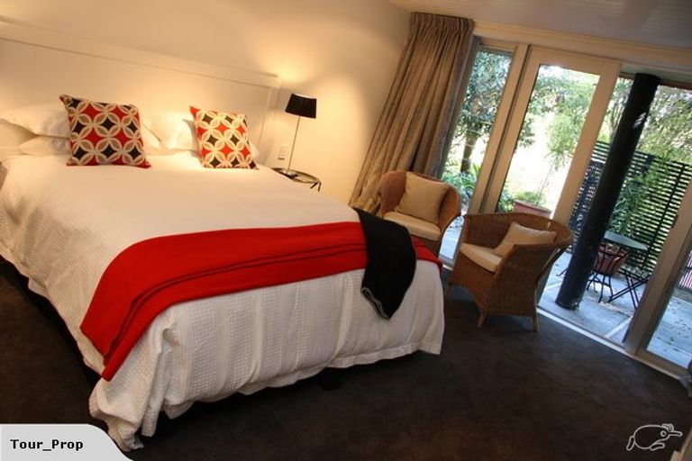 Photo of property in 1/133 Mapara Road, Acacia Bay, Taupo, 3385