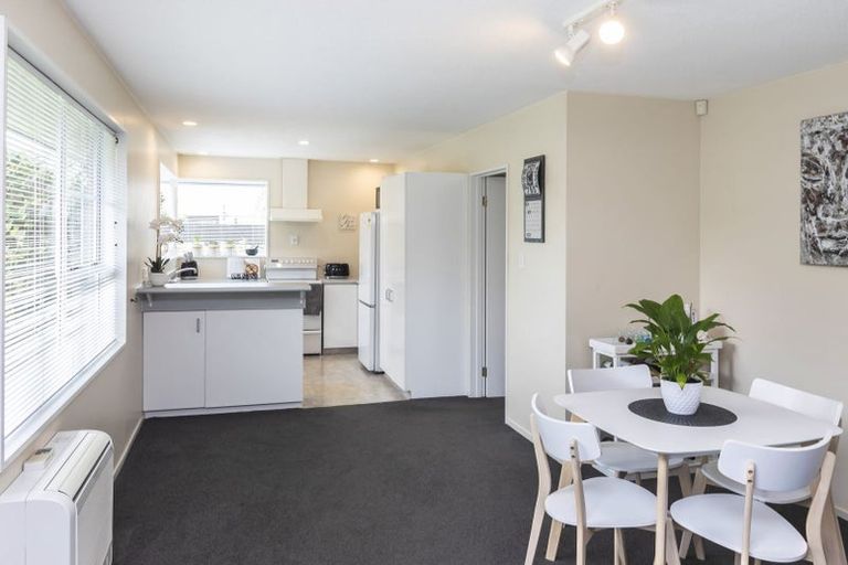 Photo of property in 1/5a Regency Crescent, Redwood, Christchurch, 8051