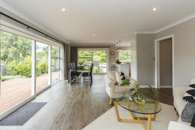 Photo of property in 117 Atawhai Road, Fitzherbert, Palmerston North, 4410