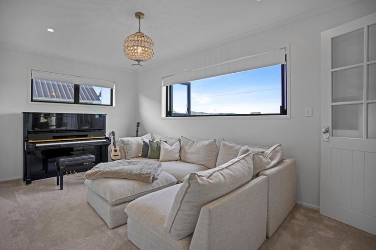 Photo of property in 10 Saint Thomas Avenue, Pyes Pa, Tauranga, 3112