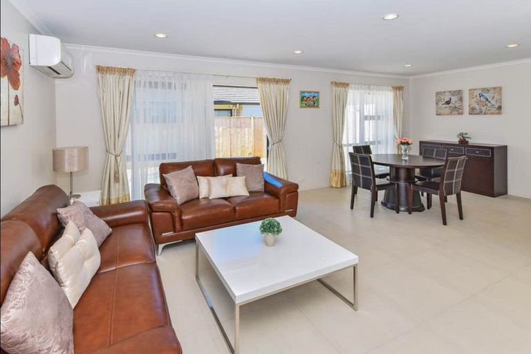 Photo of property in 9 Kirkaldy Street, Wattle Downs, Auckland, 2103