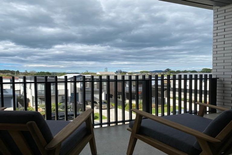 Photo of property in 206/38e Fraser Avenue, Northcote, Auckland, 0627