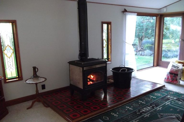 Photo of property in 34 Hukaroa Road, Raetihi, 4632