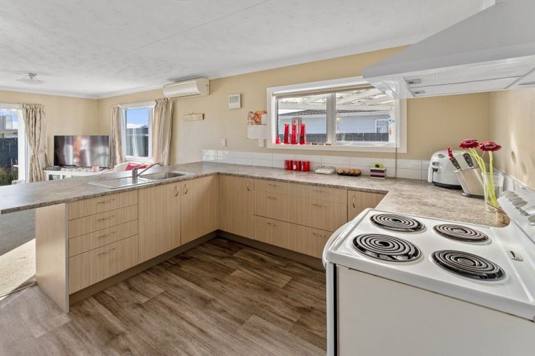 Photo of property in 1/165 Tahunanui Drive, Tahunanui, Nelson, 7011