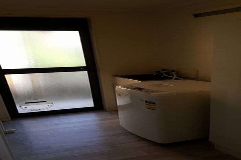 Photo of property in 774 East Coast Road, Oteha, Auckland, 0630