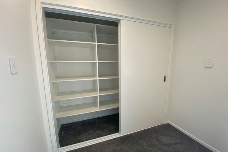 Photo of property in 2/318 Oxford Terrace, Avalon, Lower Hutt, 5011