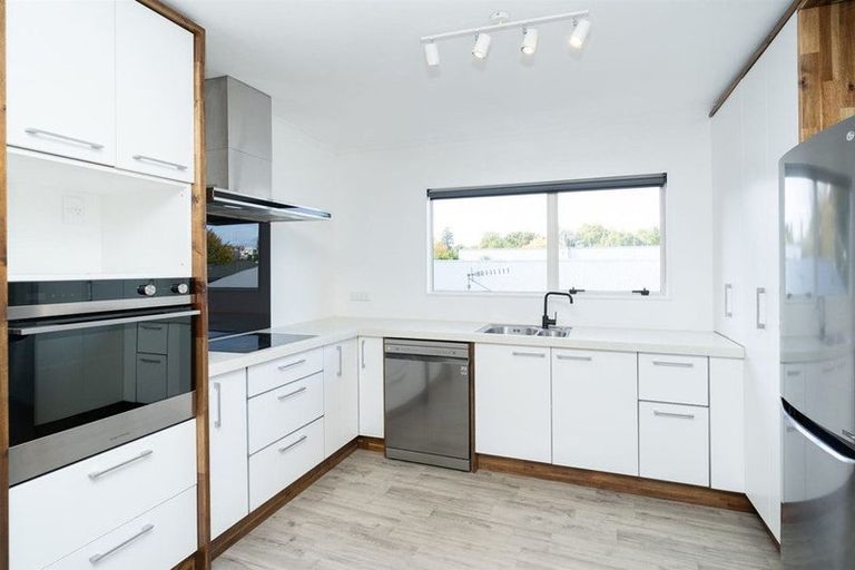 Photo of property in 29b Opoia Road, Hamilton East, Hamilton, 3216