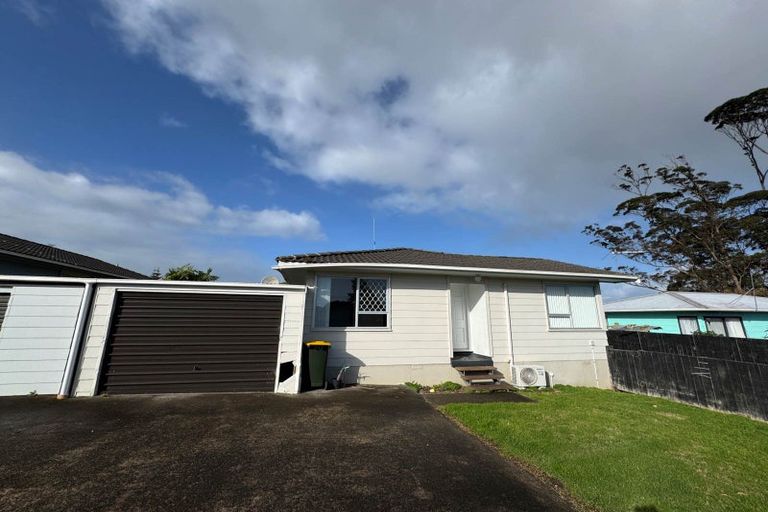 Photo of property in 1/37 John Walker Drive, Manurewa, Auckland, 2102