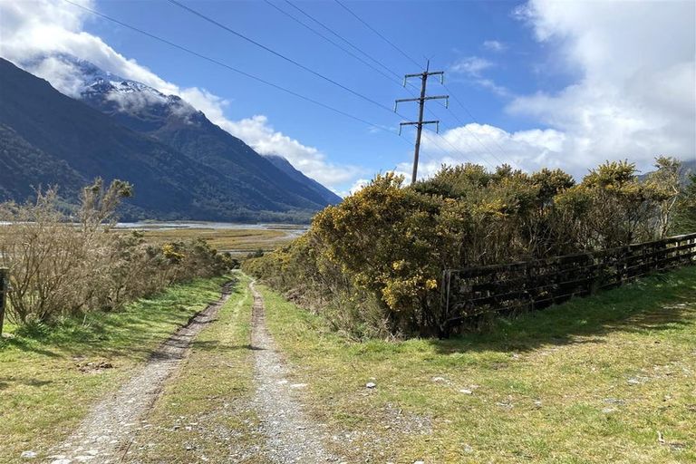 Photo of property in 4730 Otira Highway, Jacksons, Inchbonnie, 7875