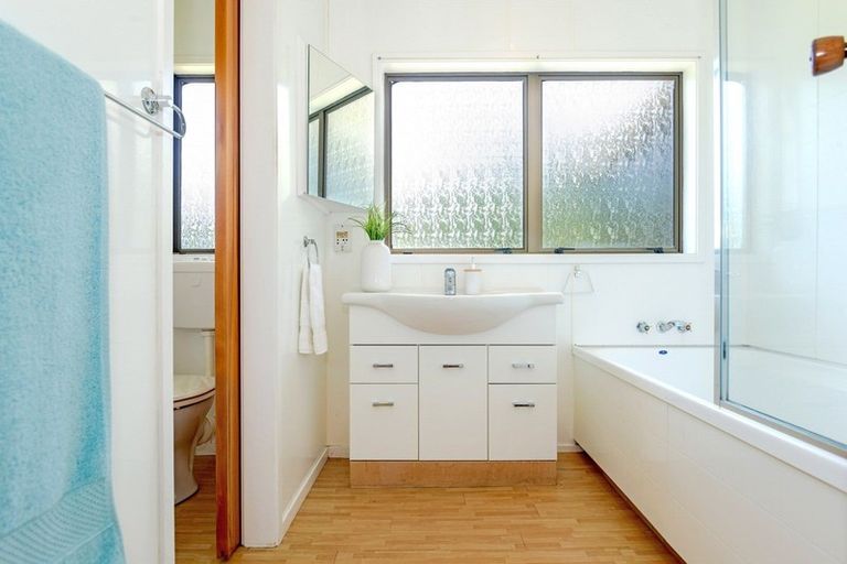 Photo of property in 22 Richardson Avenue, Whataupoko, Gisborne, 4010